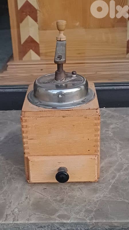 antique 6