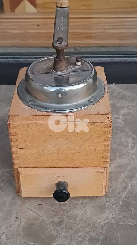 antique 7