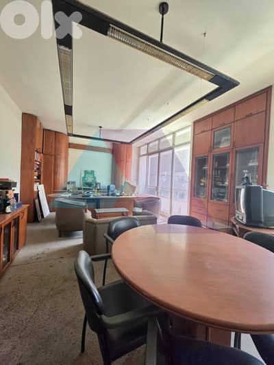 5 Rooms+2big Offices|Prime Location|4sale in Achrafiehمكتب في الأشرفية