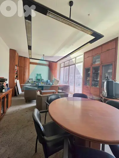 5 Rooms+2big Offices|Prime Location|4sale in Achrafiehمكتب في الأشرفية