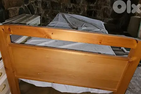 bed wood