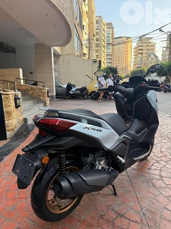 Yamaha Xmax + 300 cc 2025 5