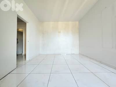 RA25-4396 Clinic for Rent – Hamra – 100m² عيادة للإيجار – الحمرا