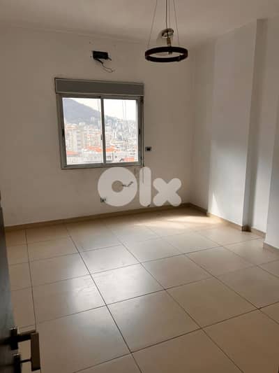 Renovated Apartment For Sale In Haret Sakher شقة للبيع في حارة صخر