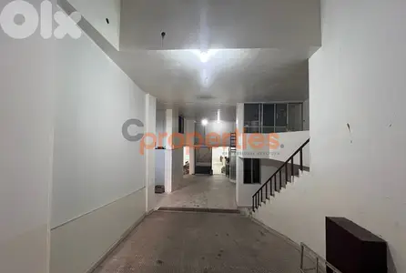 Huge Warehouse For Sale in Dekwaneh - CPCC06
