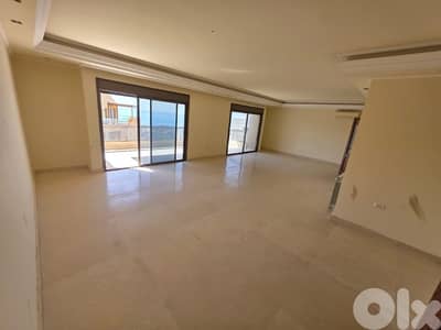شقة فخمة للايجار في ساحل علماDecorated apartment for rent Sahel Alma