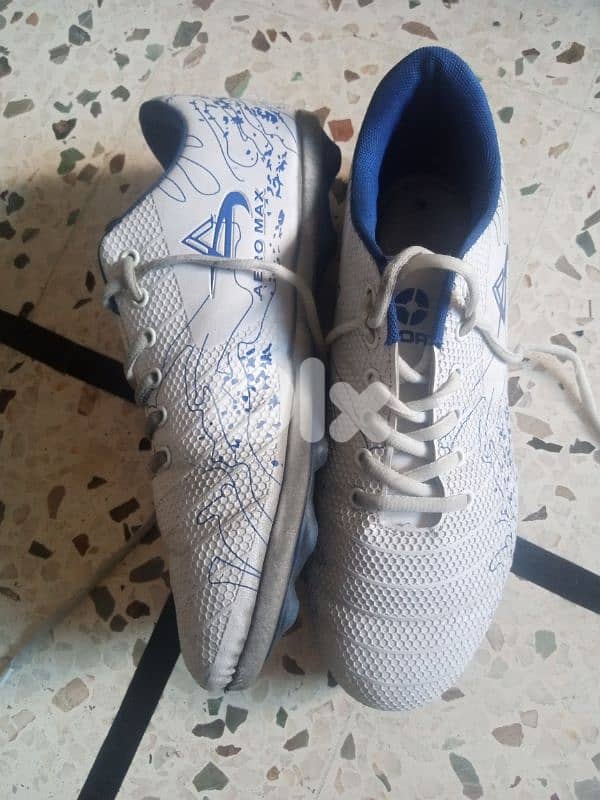 football shoes size 43 0