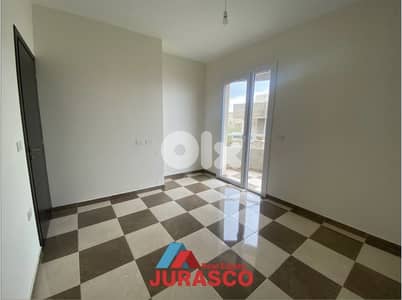 Apartment in halat 175m with sea view/ شقة للبيع في حالات ١٧٥متر مطلة