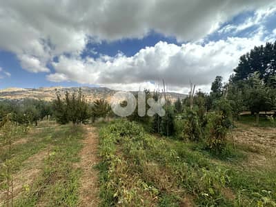 RWK113DZ - Land For Sale In kfardebian - أرض للبيع في كفردبيان