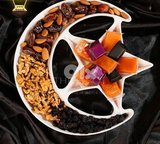Ramadan moon and star plate 5