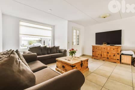 GOOD DEAL ! SPACIOUS APARTMENT IN HAMRA PRIME (250SQ) 3 BEDS  (HA-299)