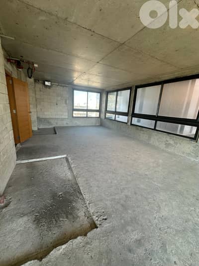 Luxurious Office For Rent In Sanayeh
