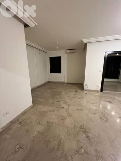 شقة للبيع في بياقوت Apartment for sale in Biaqout