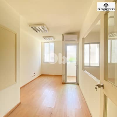 Office for rent in Gemmayze مكتب للايجار في الجميزة