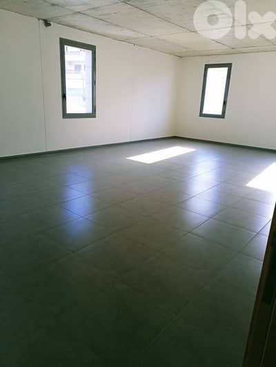 مكتب للايجار في أدونيس Office for rent in Adonis