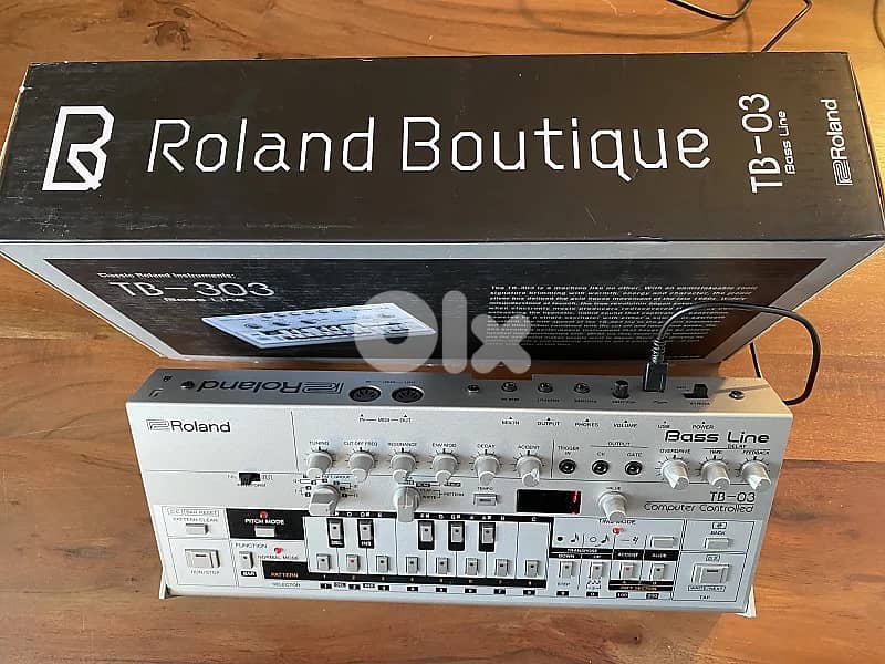 Roland TB-03 Bass Line Synthesizer,Roland Boutique 0