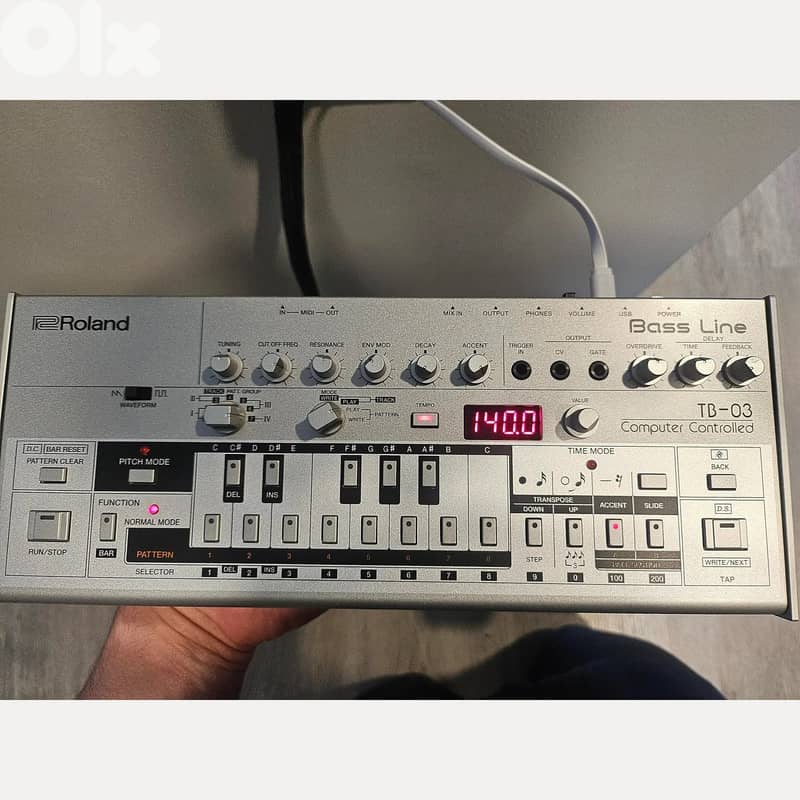 Roland TB-03 Bass Line Synthesizer,Roland Boutique 1