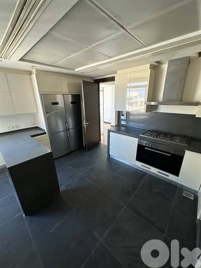 Luxurious Executive Apartment For Rent In The Heart Of Achrafieh