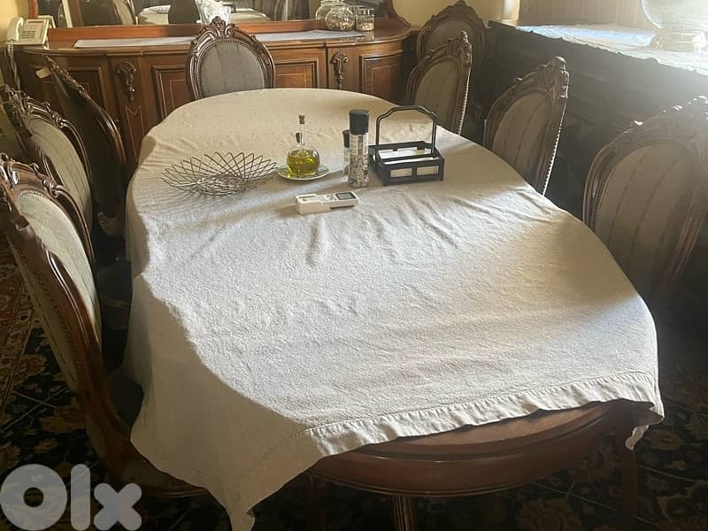 full dining room 0