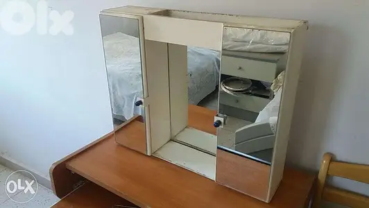 درفة مراية للمغسلة (Cash $ Only) عرض 60 cm و طول 50 cm