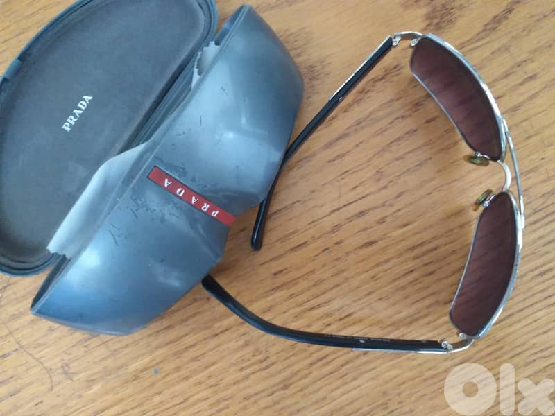 Prada sunglass 0