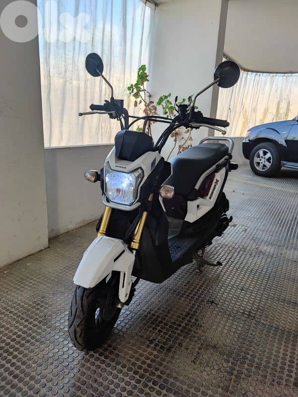 Honda Zoomer-X 0