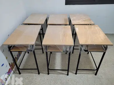طاولات دراسة للببع