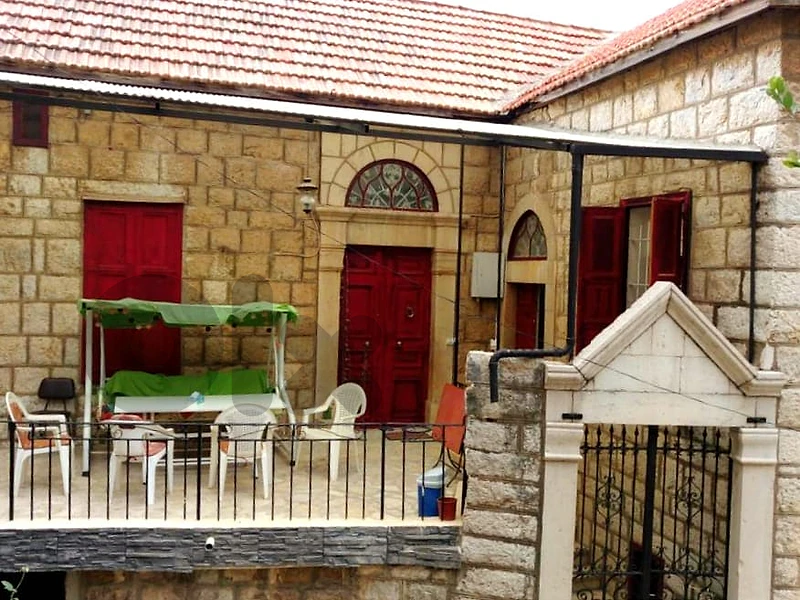 شقة للايجار في بيت شبابFurnished Apartment for rent in Beit Chabeb