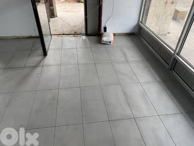 مكتب للايجار في جديدة Office for rent in Jdeideh | Prime location