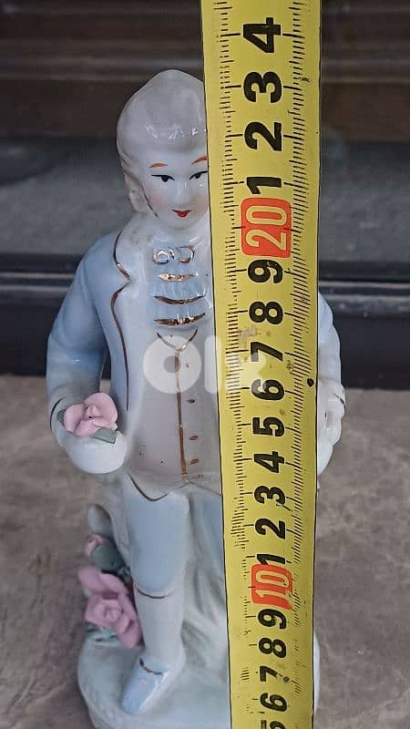 antique 6