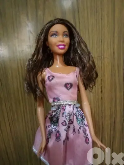 NIKKI Barbie's Friend Year2011 Mattel Great doll +Shoes, Flexi legs=27