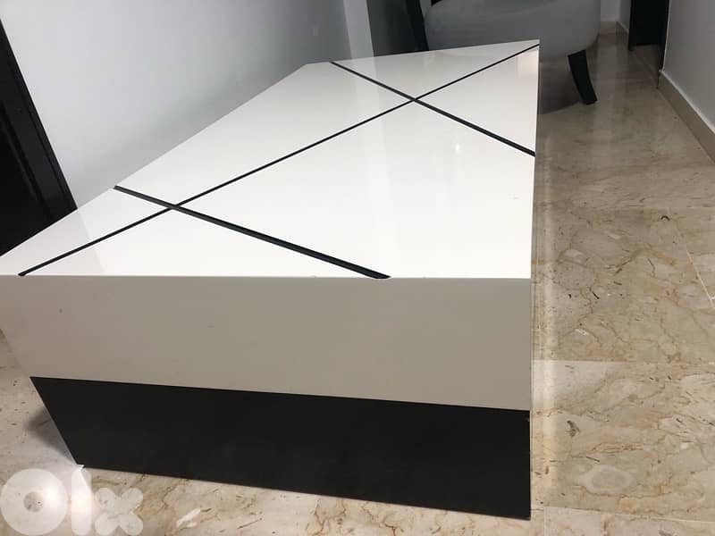 Modern Center Table for living room - High End 0