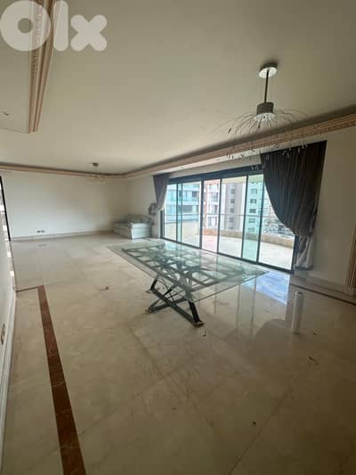 Luxurious Apartment For Sale in Ramlet Al Bayda
