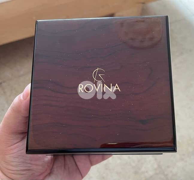 Rovina Swiss original man watch R69113G2SN  original box barely used 7