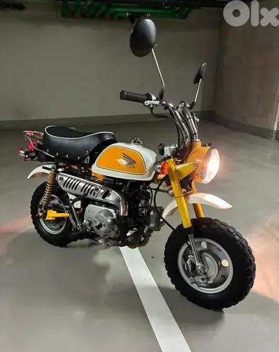 Honda monkey z50 special edition