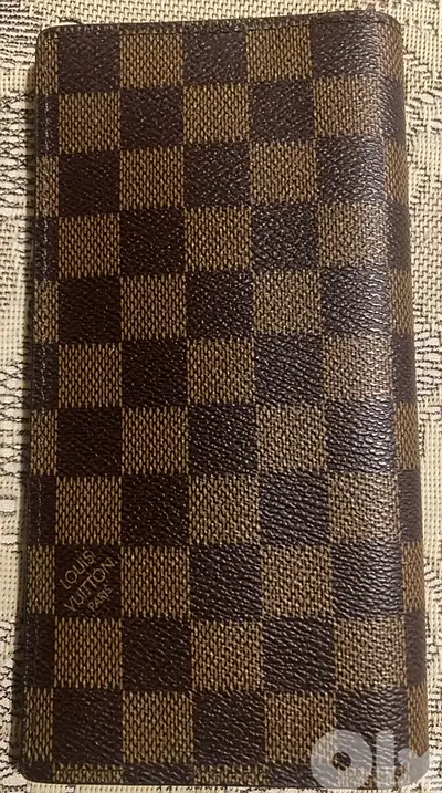 LV wallet class A