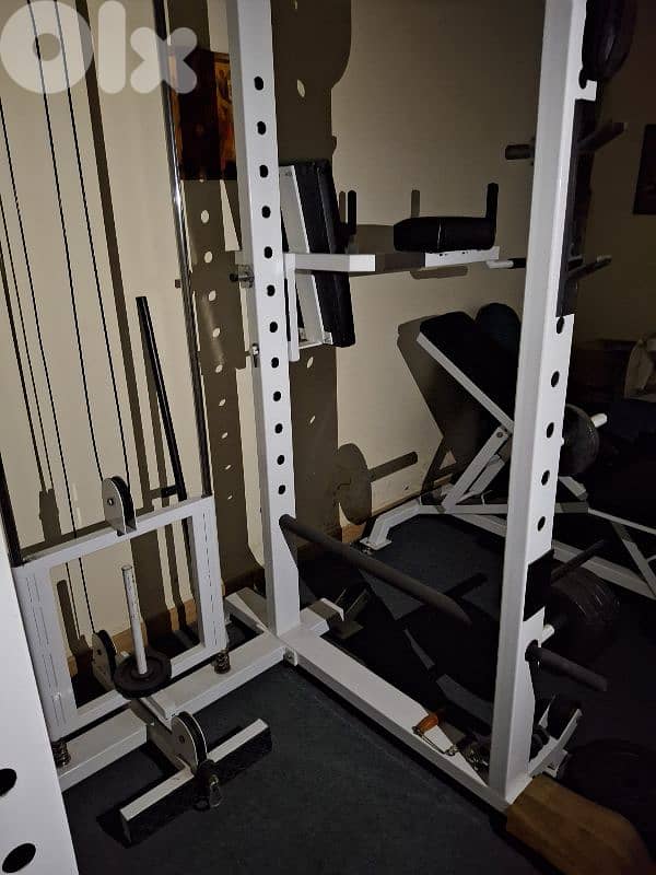 Multi fonction Machine, Power rack + Bicycle (WhatsUp 03 298812) 3