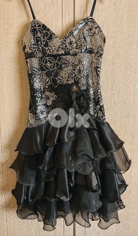Dresses for sale like new 14