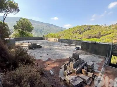 860 SQM Land in Zahrieh, Baabdat, Metn Overlooking the Mountains