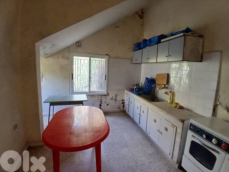 860 SQM Land in Zahrieh, Baabdat, Metn Overlooking the Mountains 4