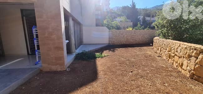 شقة فخمة للبيع في عين علق Decorated apartment for sale in Ain Alaq