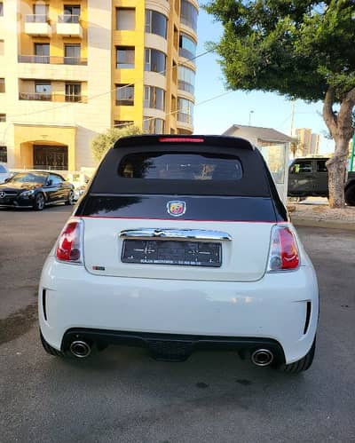 Fiat 500 Abarth 2011 Fiat 500 Abarth 2011