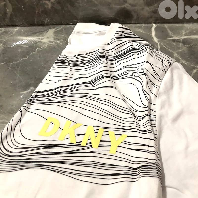 DKNY - White T-shirt Size M 0