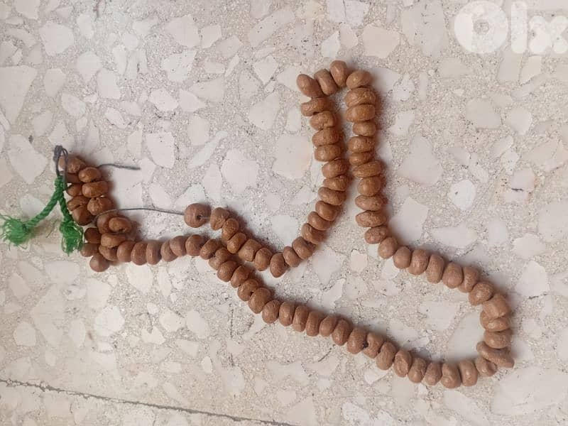 مسابح في منهم بدهم خيط 7