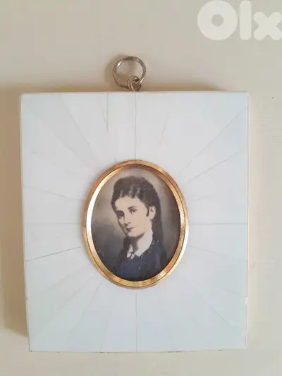 Original Hand portrait of Princess Sophie Charlotte by HAFFKE. ivory