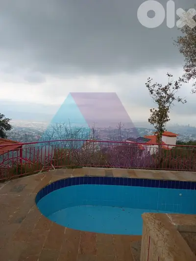 3 bedroom villa+Garden+Pool+mountain view 4sale in Aley- فيلا في عاليه