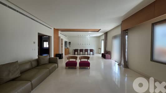 Spacious Apartment for Rent in Achrafieh شقة واسعة للإيجار في الأشرفية