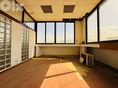 RAO26-4764 Office 100m2 for rent in Sin l Fil, $ 915 cash