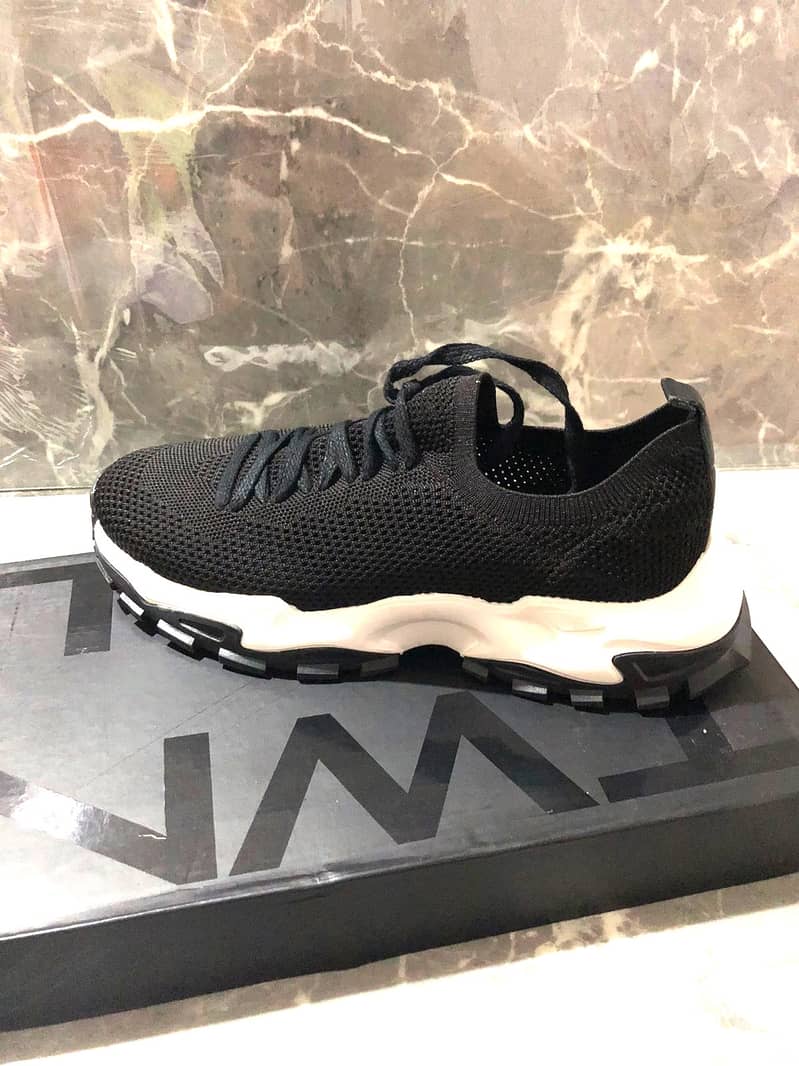 Tween Damat Black Sneakers size 40-41 1