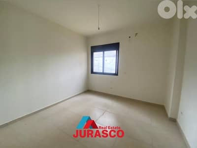 apartment in ballouneh 155m/ شقة في بلونة ١٥٥ متر